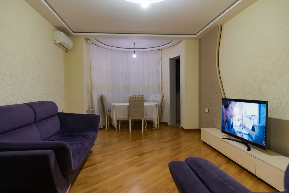 Kirayə verilir 4 otaqlı mənzil 110 m²