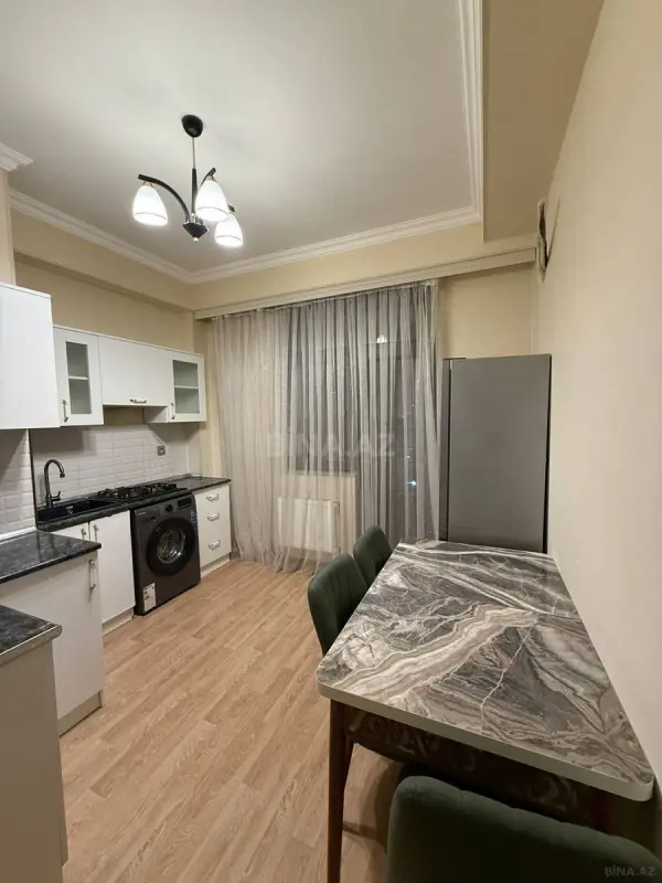 Kirayə verilir 1 otaqlı mənzil 42 m²