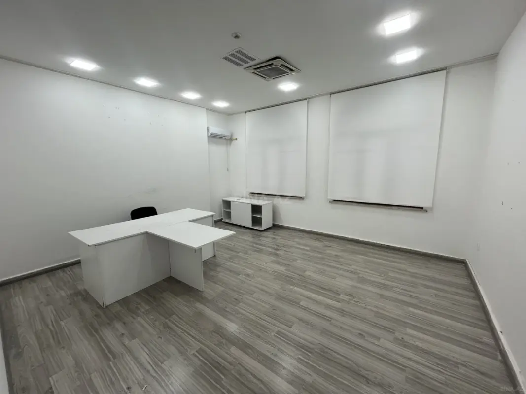 Kirayə verilir 1 otaqlı ofis 25 m²