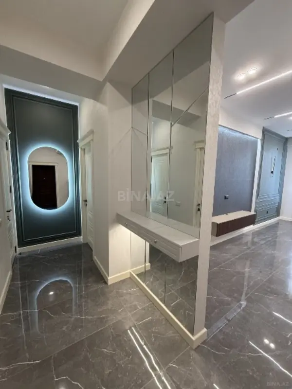 Satılır 2 otaqlı mənzil 90 m²