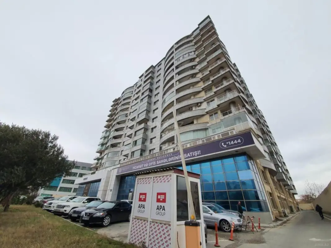 Kirayə verilir 3 otaqlı mənzil 137 m²