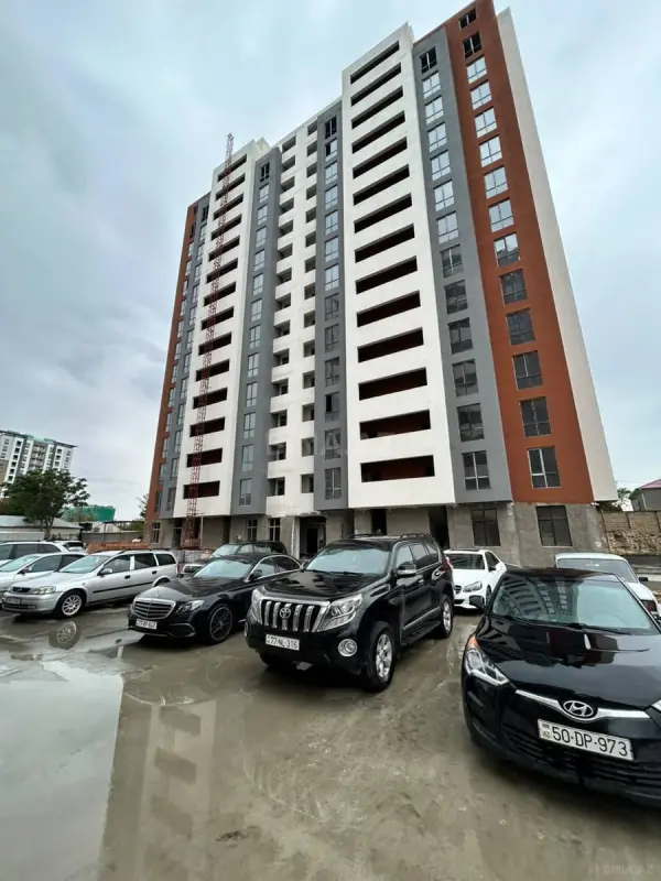 Satılır 2 otaqlı mənzil 63 m²