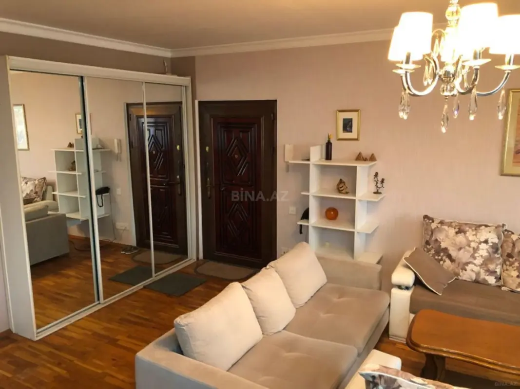 Kirayə verilir 3 otaqlı mənzil 85 m²