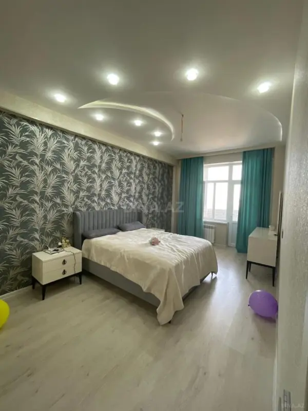 Kirayə verilir 2 otaqlı mənzil 100 m²