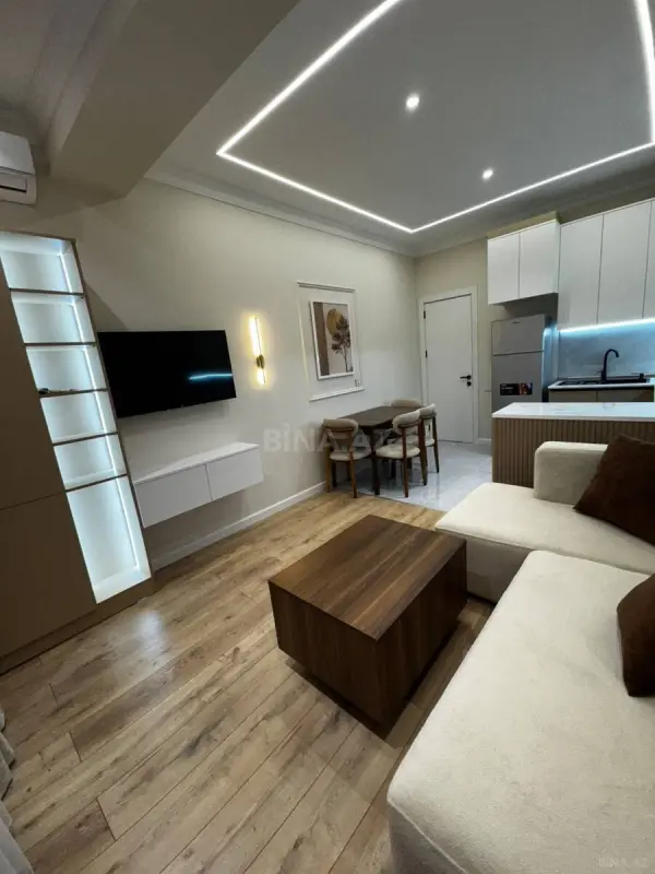 Kirayə verilir 2 otaqlı mənzil 55 m²