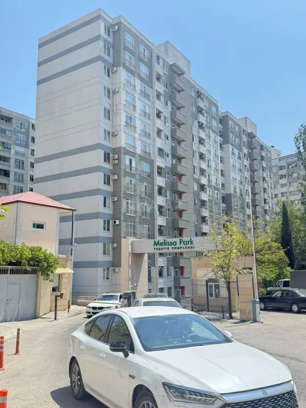 Satılır 2 otaqlı mənzil 72 m²