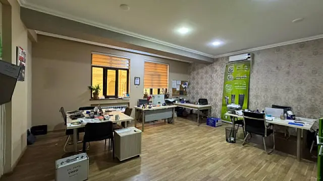 Kirayə verilir 3 otaqlı ofis 110 m² — Bakı 3 otaq 110.00 m²