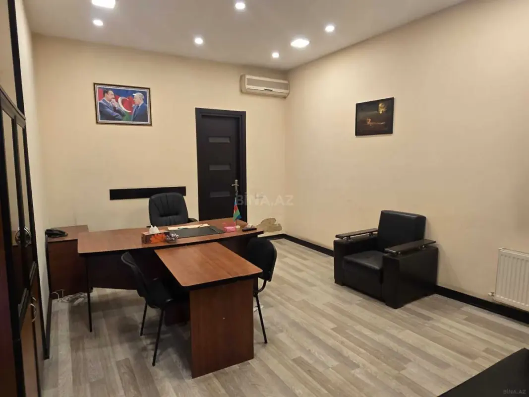 Kirayə verilir 3 otaqlı ofis 74 m²