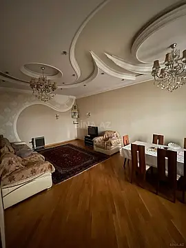 Satılır 6 otaqlı həyət evi 600 m² — Bakı 6 otaq 600.00 m²
