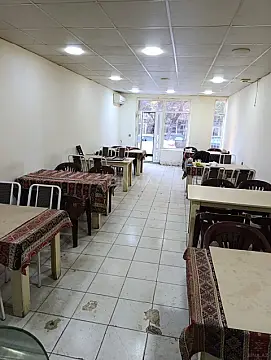 Kirayə verilir obyekt 90 m² — Bakı 90.00 m²