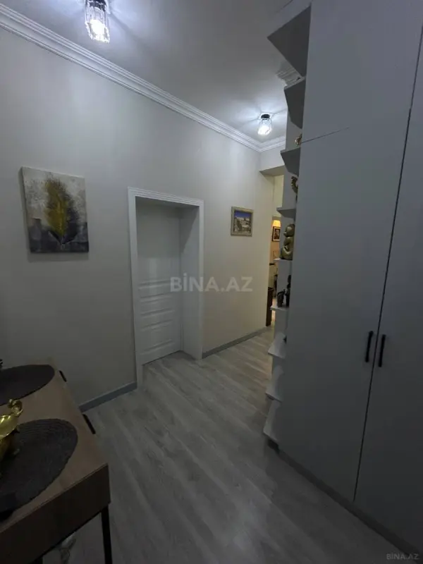 Satılır 3 otaqlı mənzil 112 m²