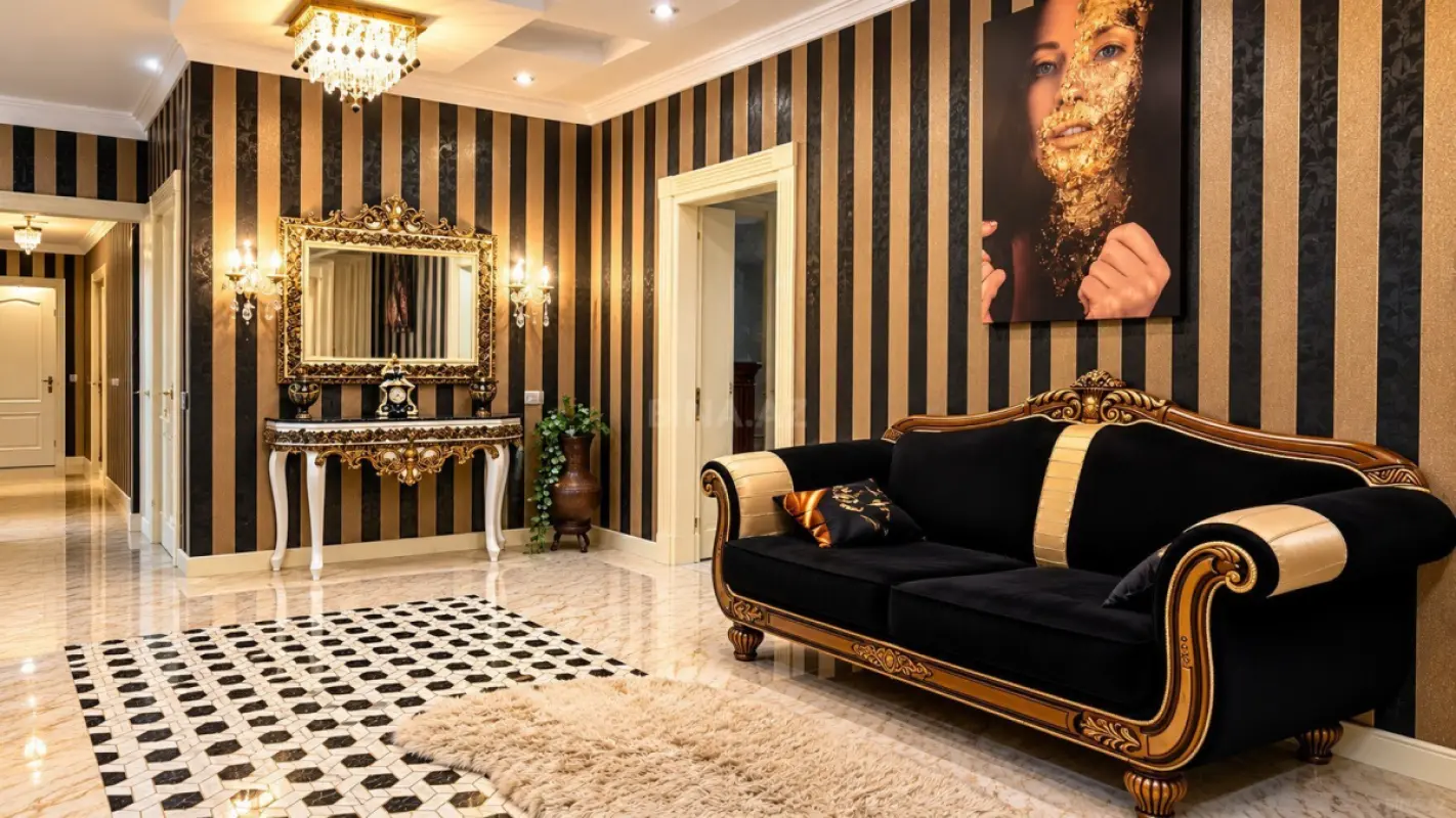 Satılır 4 otaqlı mənzil 170 m²