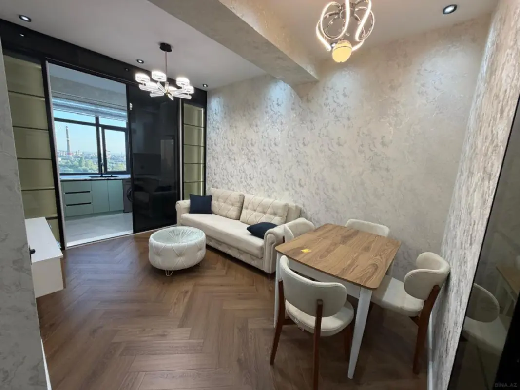 Satılır 2 otaqlı mənzil 52 m²