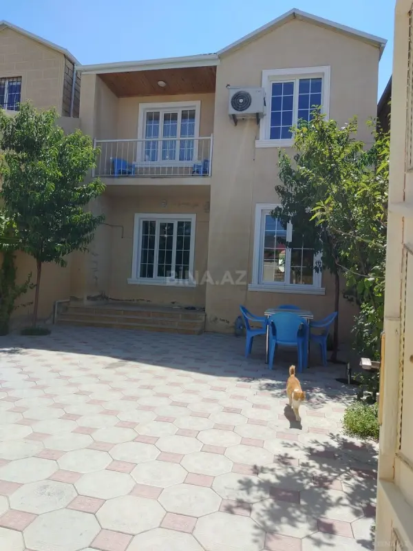 Satılır 4 otaqlı həyət evi 120 m²