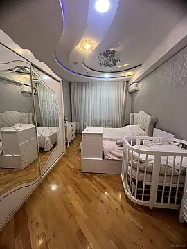 Kirayə verilir 3 otaqlı mənzil 90 m² — Bakı 3 otaq 90.00 m²