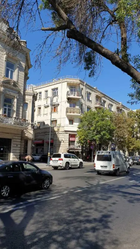 Kirayə verilir 3 otaqlı mənzil 100 m²