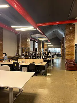 Kirayə verilir 15 otaqlı ofis 550 m² — Bakı 15 otaq 550.00 m²