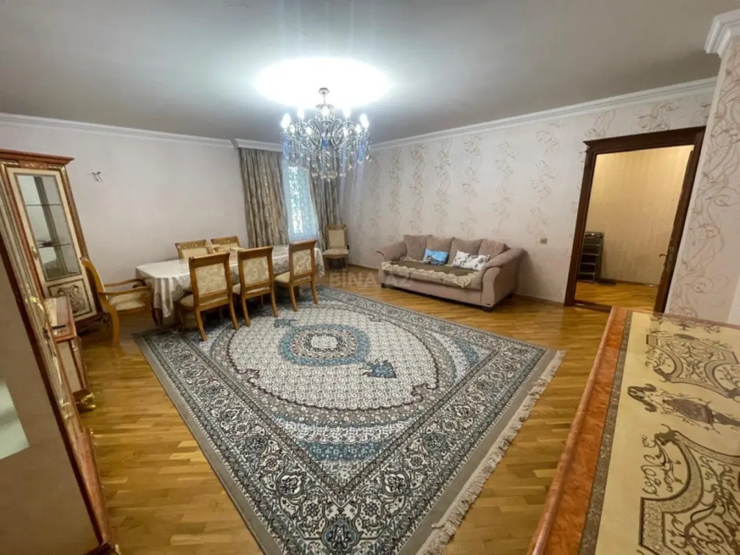 Kirayə verilir 3 otaqlı mənzil 110 m²