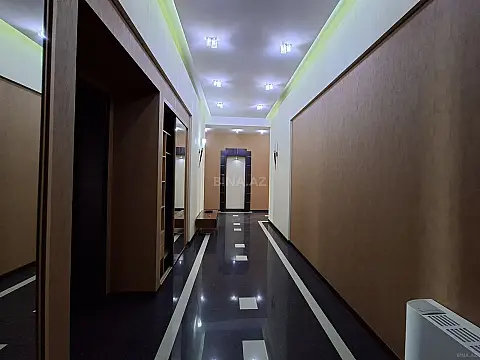 Kirayə verilir 3 otaqlı mənzil 164 m² — Bakı, Sahil qəs. 3 otaq 164.00 m²