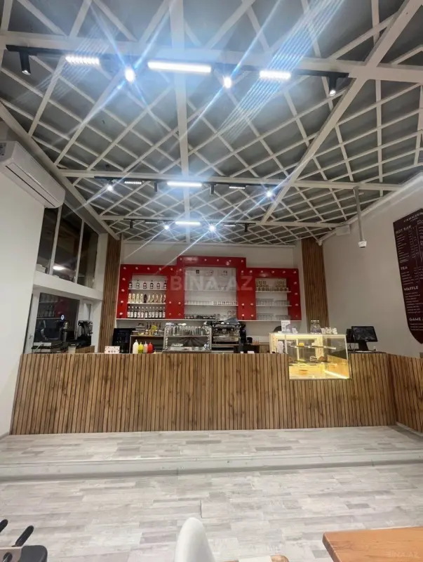Kirayə verilir obyekt 180 m²