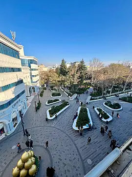 Kirayə verilir 4 otaqlı ofis 134 m² — Bakı, Sahil qəs. 4 otaq 134.00 m²