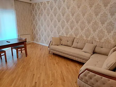 Kirayə verilir 2 otaqlı mənzil 75 m² — Bakı, Nizami 2 otaq 75.00 m²