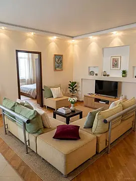 Kirayə verilir 2 otaqlı mənzil 81 m² — Bakı 2 otaq 81.00 m²