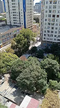 Kirayə verilir 3 otaqlı mənzil 130 m² — Bakı 3 otaq 130.00 m²