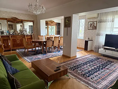 Kirayə verilir 4 otaqlı mənzil 210 m² — Bakı, Nəsimi 4 otaq 210.00 m²