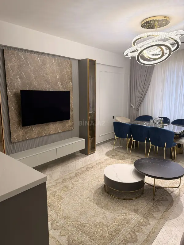 Kirayə verilir 3 otaqlı mənzil 115 m²