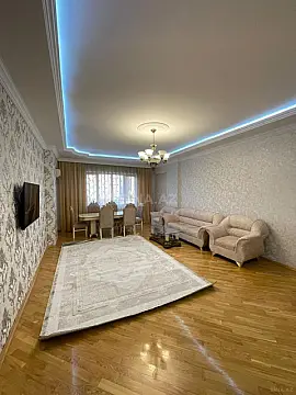 Kirayə verilir 3 otaqlı mənzil 140 m² — Bakı, Nəsimi 3 otaq 140.00 m²