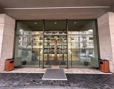 Kirayə verilir 3 otaqlı mənzil 170 m² — Bakı 3 otaq 170.00 m²