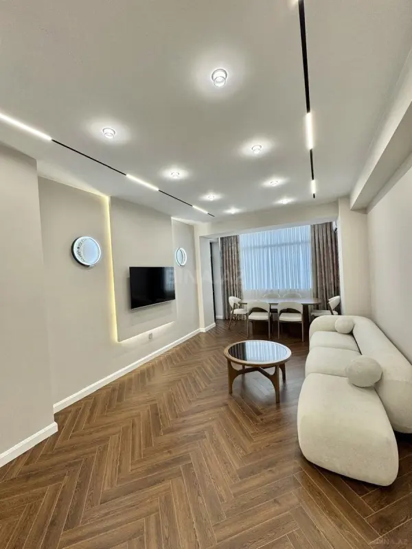 Kirayə verilir 3 otaqlı mənzil 110 m²