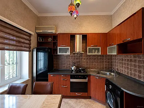 Kirayə verilir 2 otaqlı mənzil 70 m² — Bakı 2 otaq 70.00 m²