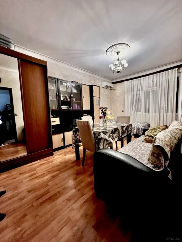 Satılır 2 otaqlı mənzil 45 m²