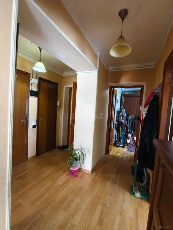 Satılır 3 otaqlı mənzil 62 m²