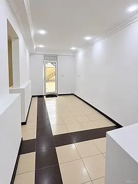 Kirayə verilir obyekt 100 m² — Bakı 100.00 m²