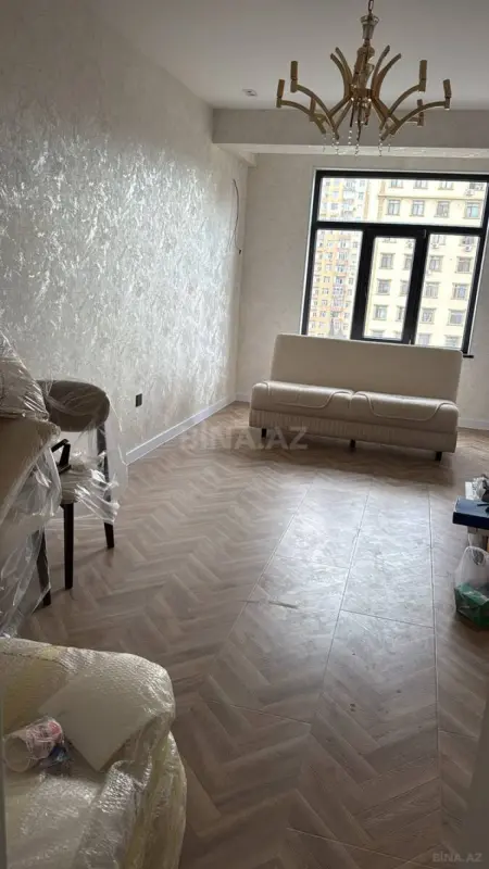 Kirayə verilir 3 otaqlı mənzil 125 m²