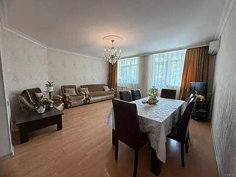 Satılır 4 otaqlı mənzil 128 m² — Bakı, Həzi Aslanov qəs. 4 otaq 128.00 m²