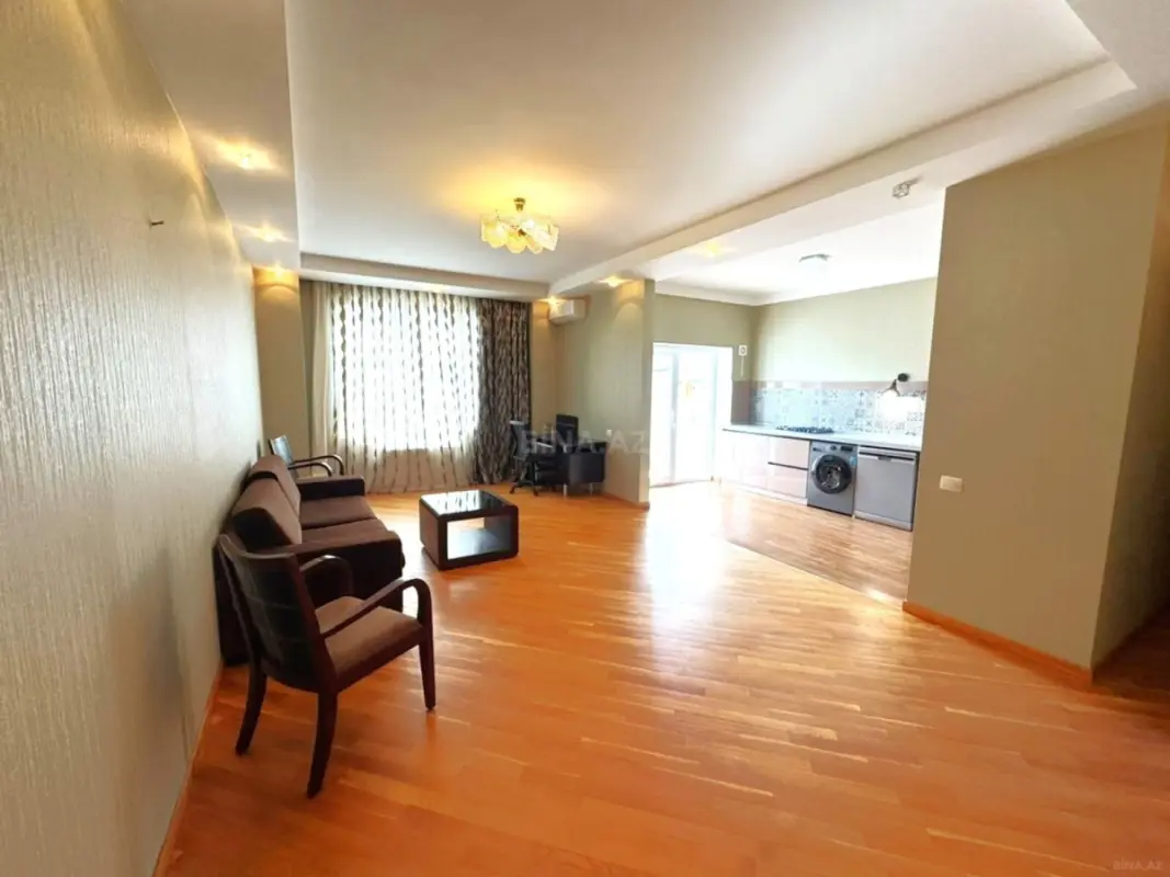 Kirayə verilir 2 otaqlı mənzil 90 m²