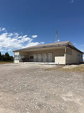 Satılır obyekt 286 m² — Ucar 286.00 m²