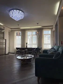 Kirayə verilir 3 otaqlı mənzil 150 m² — Bakı 3 otaq 150.00 m²