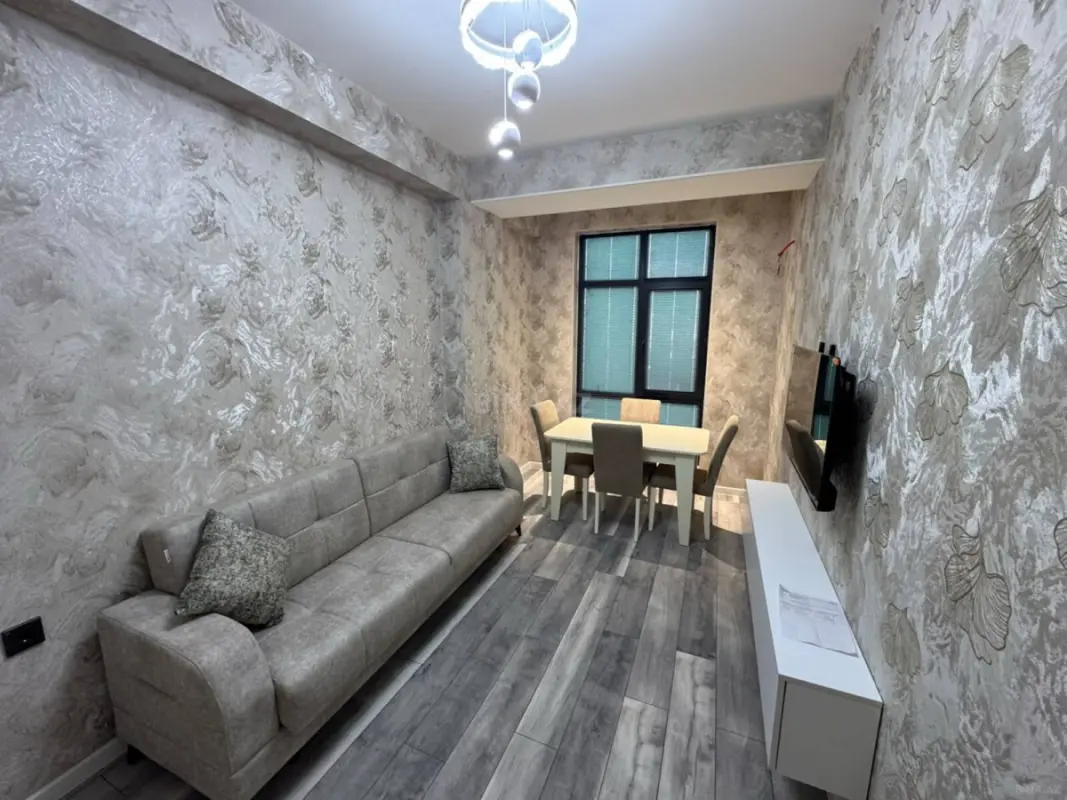 Kirayə verilir 2 otaqlı mənzil 40 m²