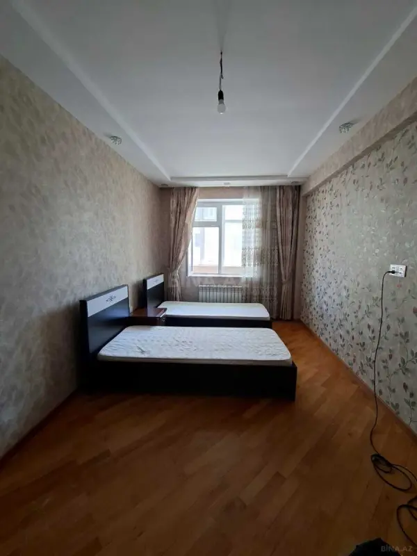 Kirayə verilir 3 otaqlı mənzil 160 m²