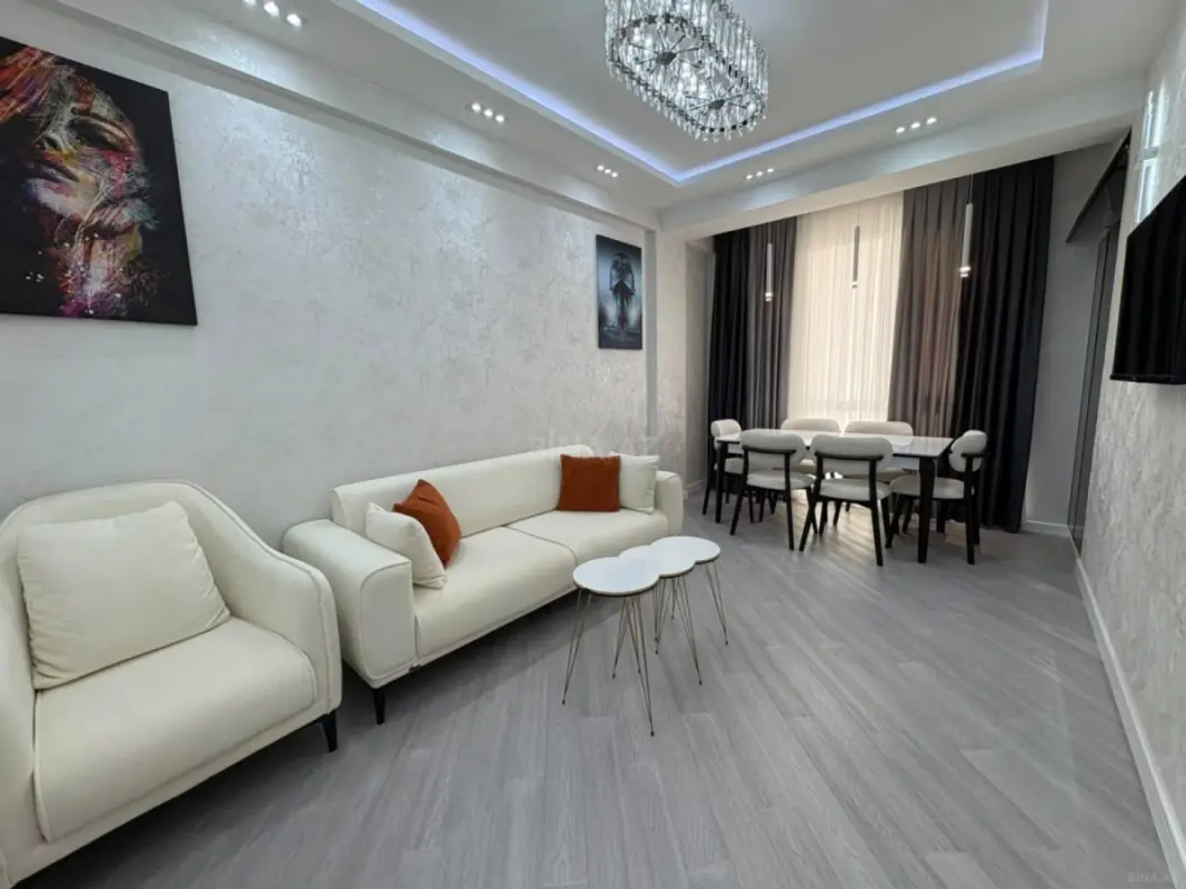 Kirayə verilir 2 otaqlı mənzil 52 m²