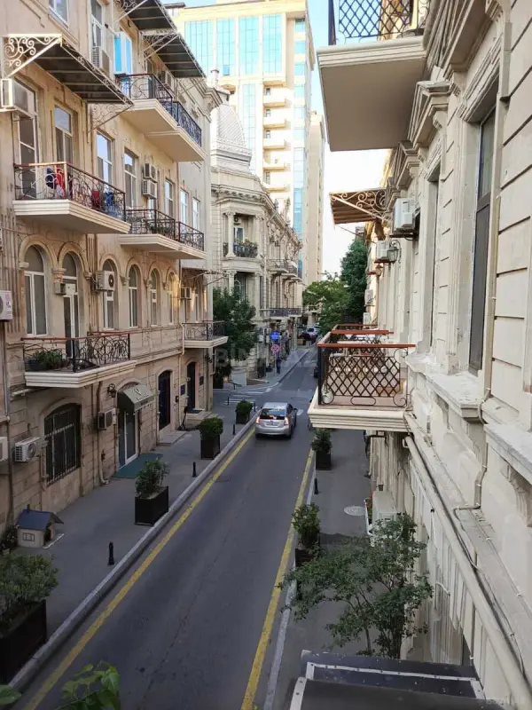Satılır 2 otaqlı mənzil 42 m²