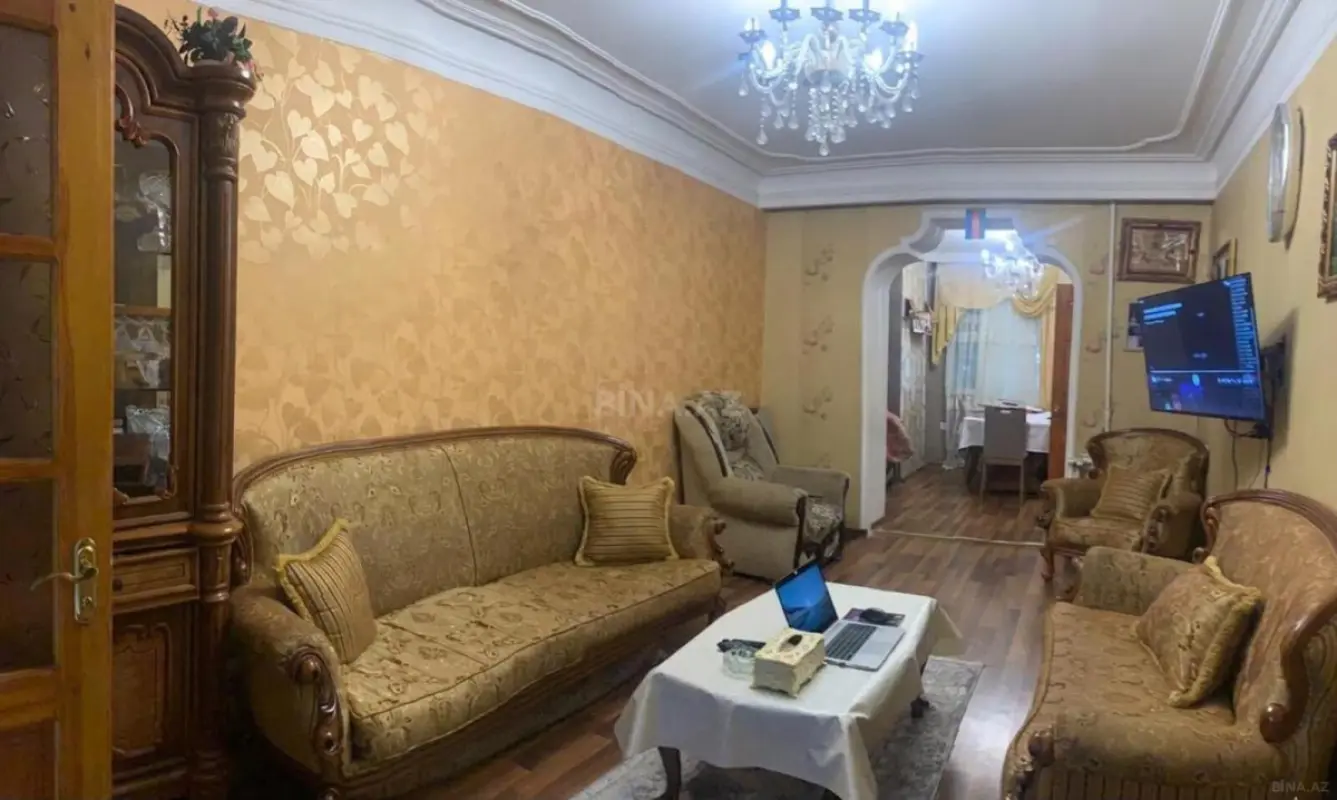 Satılır 5 otaqlı mənzil 110 m²