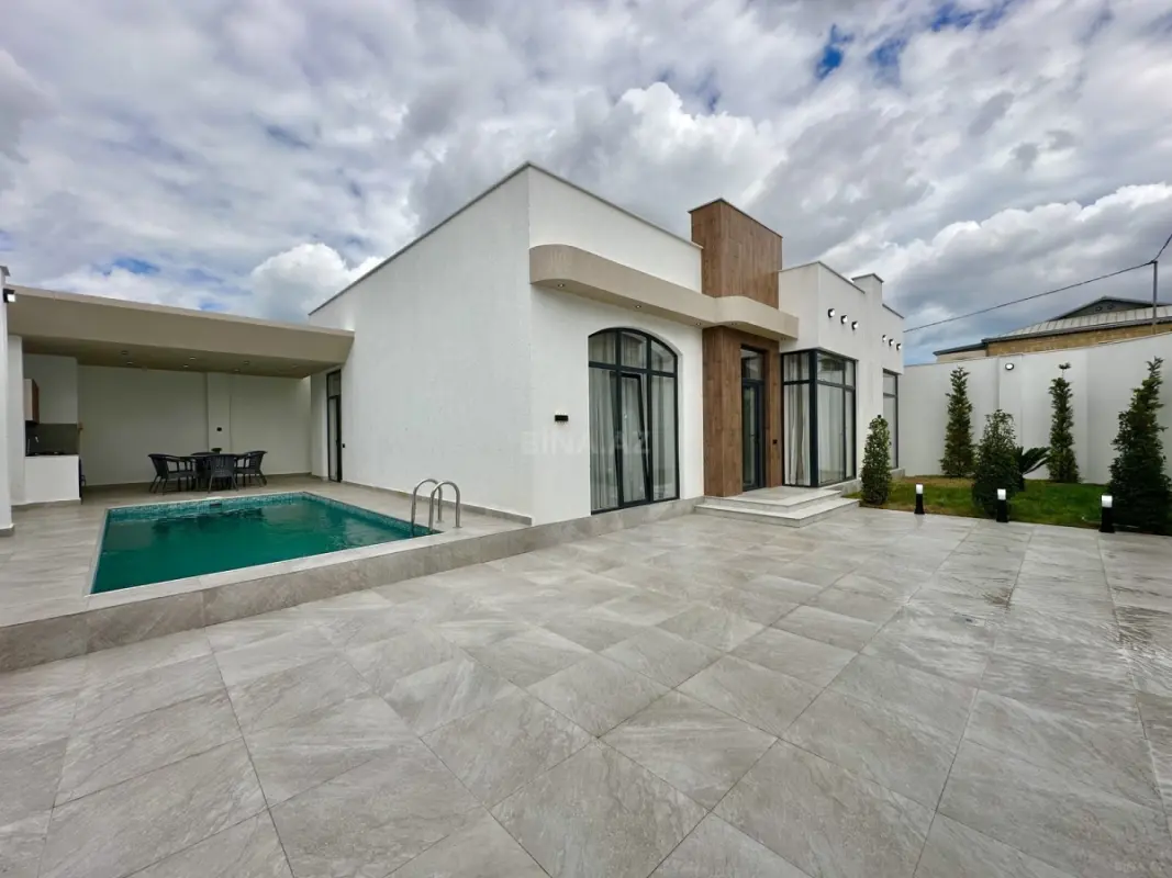 Satılır 4 otaqlı həyət evi 145 m²