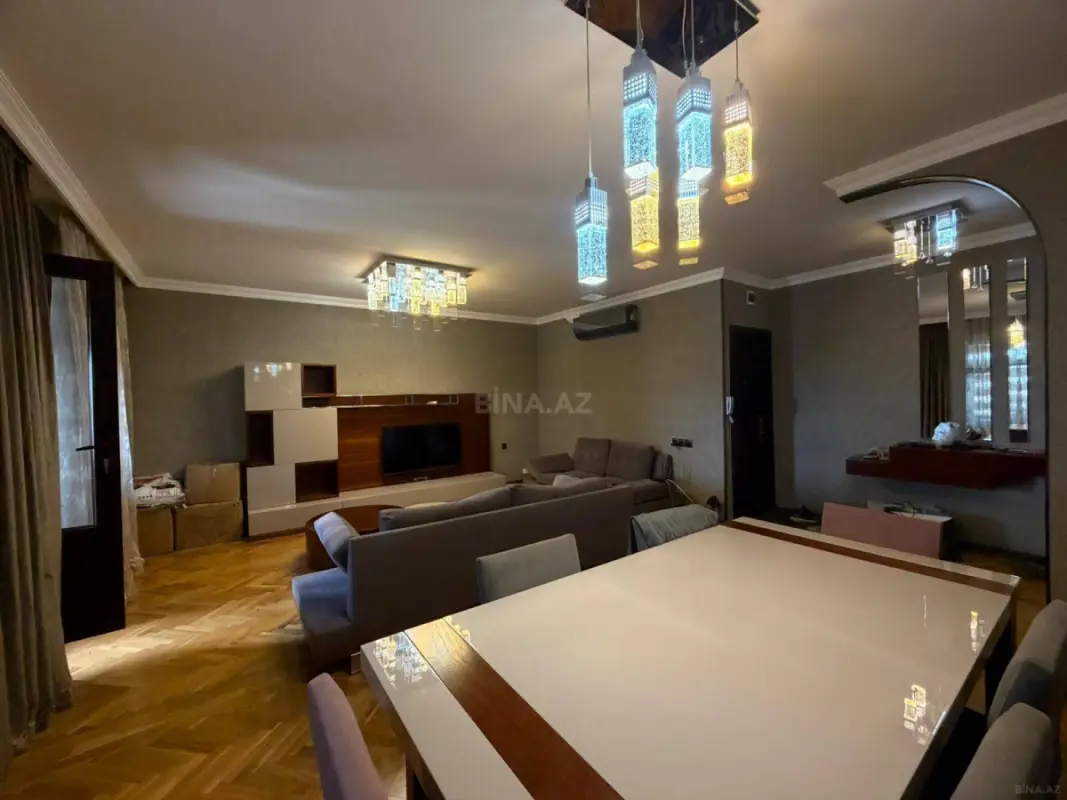 Satılır 4 otaqlı mənzil 90 m²