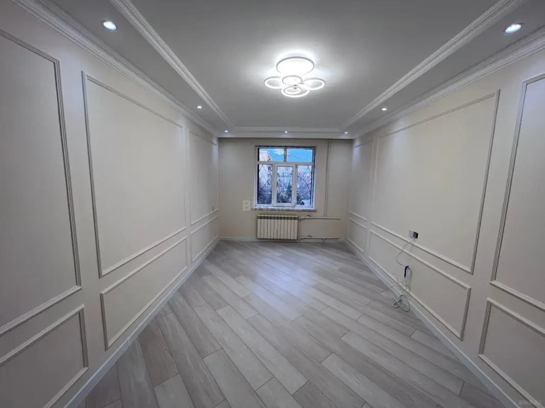 Satılır 4 otaqlı mənzil 100 m²